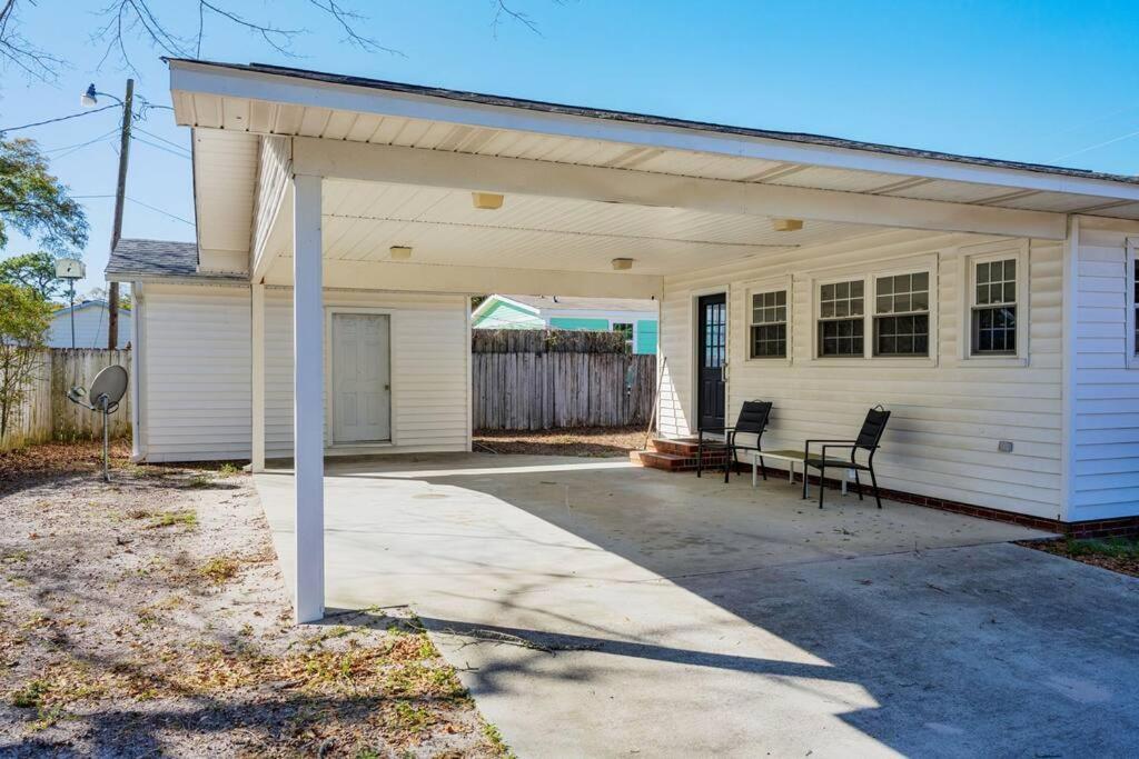Serenity Beach House In Central Ilm W/ King Bed Wilmington Exterior photo